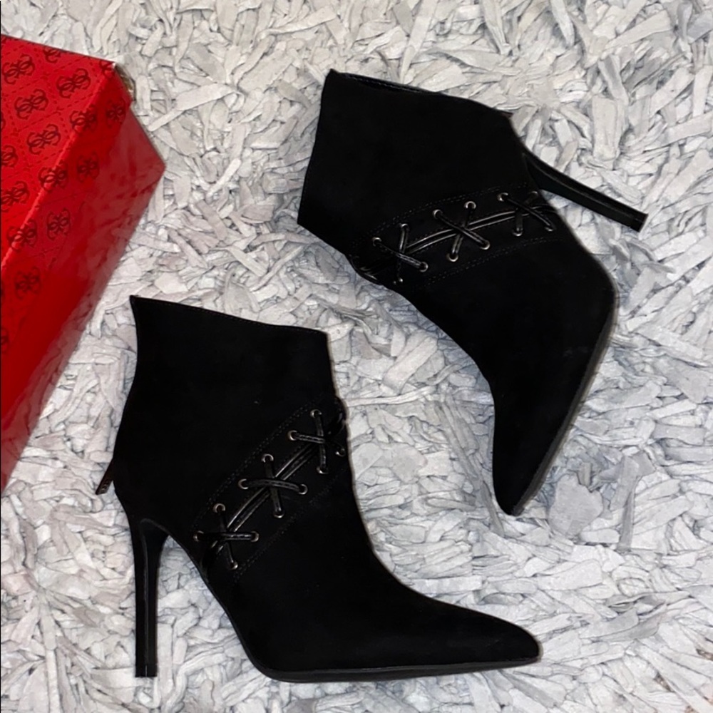 Brand New!!!✨Guess BOOTIES